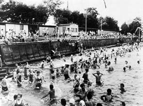 Schwimmwettbewerbe Ende der 50er Jahre